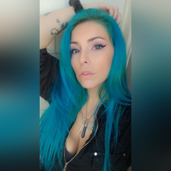 Meet your Posher, Sam - Picture 6 of 8